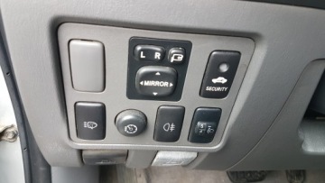 Toyota Hilux VII Podwójna kabina Facelifting 3.0 D-4D 171KM 2012 Toyota Hilux 3.0 Diesel 170 KM, zdjęcie 14