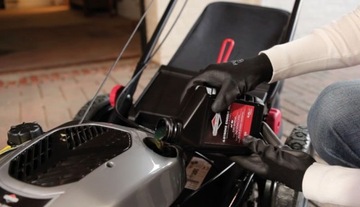Моторное масло Briggs & Stratton SAE30 2 литра.