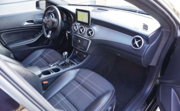 Mercedes CLA C117 Shooting Brake Facelifting 1.6 200 156KM 2018 Mercedes-Benz CLA Bezwypadkowy Serwisowany 1-Wlasciciel Navi Xenon Pdc Asy, zdjęcie 8