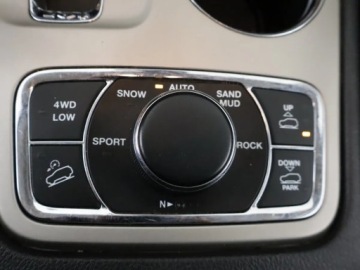 Jeep Grand Cherokee IV Terenowy 3.0 V6 CRD 241KM 2012 Jeep Grand Cherokee 3.0 CRD, Salon Polska, 237 KM, zdjęcie 16