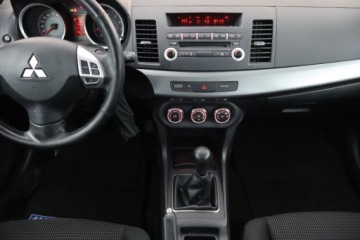 Mitsubishi Lancer IX Sedan 1.8 MIVEC 143KM 2010 Mitsubishi Lancer 1.8 MIVEC, Salon Polska, zdjęcie 10