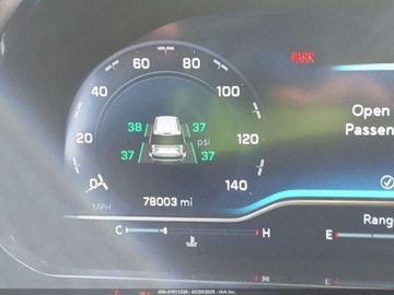 Chevrolet Suburban GMT900 2022 Chevrolet Suburban Premier 2022 5.3l 5.3 Benzyna 355KM, zdjęcie 3