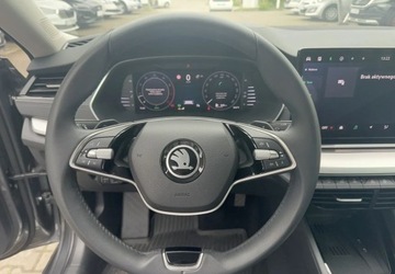 Skoda Octavia IV Liftback 1.5 TSI EVO 150KM 2024 Skoda Octavia Liftback 1.5 TSI mHev 150 KM 7DSG Selection 1.5 Benzyna, zdjęcie 19