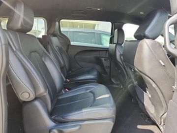 Chrysler Pacifica II 2023 Chrysler Pacifica Hybrid Touring L 2023 3.6l 3.6 Hybryda 260KM, zdjęcie 11