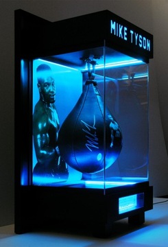 Автограф Майка Тайсона на боксерской груше в рамке! в офис президента ХИТ