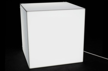 Sześcienny KASETON plexi podświetlany LED KWADRAT