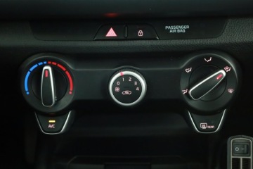 Kia Rio IV Hatchback 5d 1.2 DOHC 84KM 2020 Kia Rio 1.2 DPI, Klima, Tempomat, zdjęcie 9