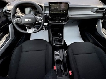 Dacia Bigster 1.2 TCe 130KM 2025 Od ręki - Essential 4x4 1.2 TCe mHEV 130KM, zdjęcie 6