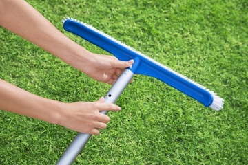 ЩЕТКА ДЛЯ ЧИСТКИ БАССЕЙНА BESTWAY 58280