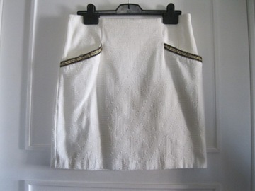 КРАСИВАЯ БЕЛАЯ ЮБКА ОРСЕ, РАЗМЕР 38