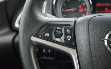 Opel Astra J GTC 1.4 Turbo ECOTEC 120KM 2013 Opel Astra 1.4 TB Navi 142 TYS KM PDC Sprowadzony Oplacony 1.4 Benzyna, zdjęcie 21