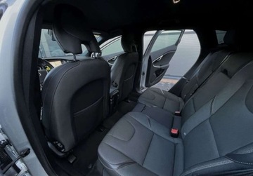 Volvo 2018 Volvo V40 Cross Country D3 BEZWYPADKOWY AUTOMAT gwarancja zarejestrowa, zdjęcie 19