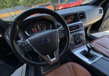 Volvo V60 I Kombi Facelifting 2.0 D4 DRIVE-E 190KM 2016 Volvo V60 D4 200KM SKORY POLESTAR gwarancja manual BEZWYPADKOWY, zdjęcie 27