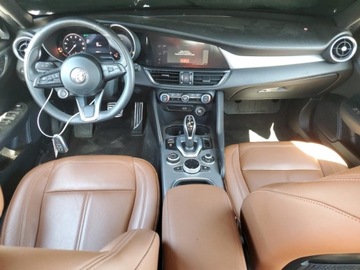 Alfa Romeo Giulia II 2024 Alfa Romeo Giulia Ti 2024 2.0l 2.0 Benzyna 280KM, zdjęcie 8