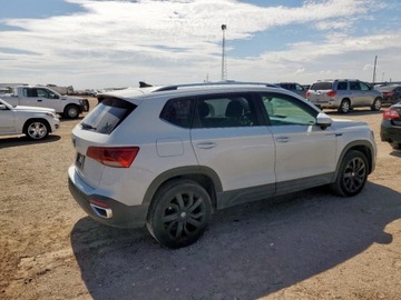 Volkswagen 2023 Volkswagen Inny Taos SE 2023 1.5l 1.5 Benzyna 158KM, zdjęcie 3