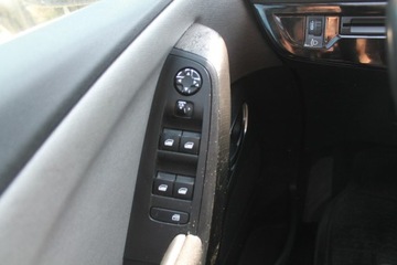 Citroen Grand C4 Picasso II Grand Picasso 1.6 THP 165KM 2015 Citroen C4 Grand Picasso ROK 2015 POJ 1,6 165 KM, zdjęcie 13