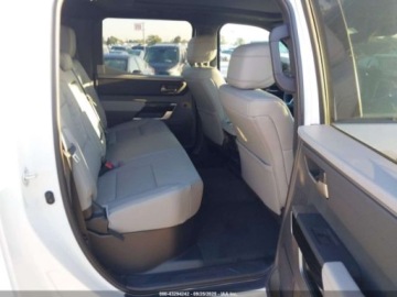 Toyota Tundra II 2025 Toyota Tundra Limited 2025 3.4l 3.4 Benzyna 389KM, zdjęcie 12