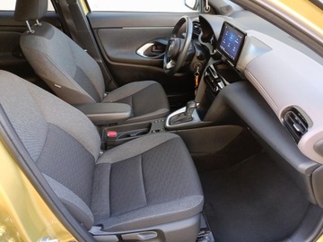 Toyota Yaris IV Hatchback 1.5 Hybrid Dynamic Force 116KM 2022 Toyota Yaris Cross Hybrid 1.5 Comfort 1.5 Hybryda, zdjęcie 10