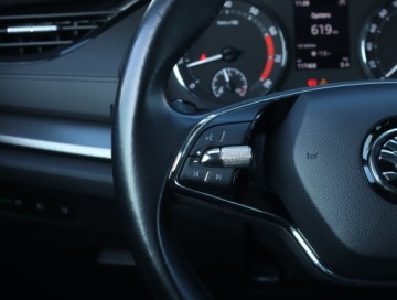 Skoda Octavia IV Liftback 1.5 TSI EVO 150KM 2021 Skoda Octavia 1.5 TSI, Salon Polska, Klima, zdjęcie 19