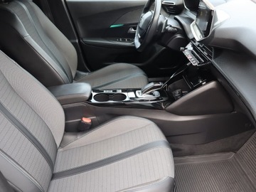 Peugeot 2008 II SUV 1.2 PureTech 130KM 2021 Peugeot 2008 1.2 PureTech, Salon Polska, zdjęcie 8