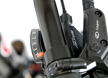 SHIMANO 28 ЖЕНСКИЙ МУЖСКОЙ ЭЛЕКТРИЧЕСКИЙ ГОРОДСКОЙ ВЕЛОСИПЕД