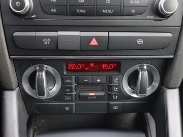 Audi A3 8P Hatchback 3d 1.4 TFSI 125KM 2009 Audi A3 1.4 TFSI, Salon Polska, Serwis ASO, Klima, zdjęcie 12