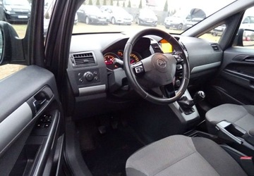 Opel Zafira B 1.7 CDTI ecoFLEX 110KM 2011 Opel Zafira 1.7cdti,klima,7osobowy,oplacon 1.7 Diesel 110KM, zdjęcie 4