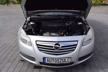 Opel Insignia I Sedan 2.0 CDTI ECOTEC 160KM 2010 Opel Insignia 2.0 CDTI, Automat, Kombi, 160 PS, Zarejestrowany, Zadbany, R, zdjęcie 14