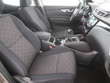 Nissan Qashqai II Crossover 1.2 DIG-T 115KM 2014 Nissan Qashqai 1.2 DIG-T, Salon Polska, Klima, zdjęcie 8