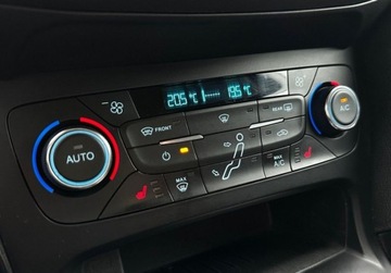 Ford Focus III Sedan Facelifting 1.5 EcoBoost 150KM 2018 Ford Focus 1.5 EcoBoost Titanium Navi Winter 150KM Salon PL 1.5 Benzyna, zdjęcie 13