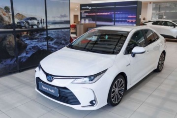 Toyota Corolla XII Sedan 1.8 Hybrid 122KM 2021 Toyota Corolla 1.8 Hybrid Comfort Style Tech 1.8 Hybryda 122KM, zdjęcie 9