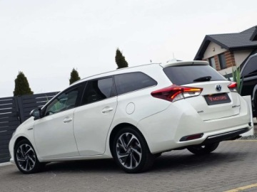 Toyota Auris II Touring Sports Facelifting 1.8 Hybrid 136KM 2017 Toyota Auris Prestige___1.8VVT-i 136KM Hybrid CVT Skora LED Navi Kamera Ke, zdjęcie 4