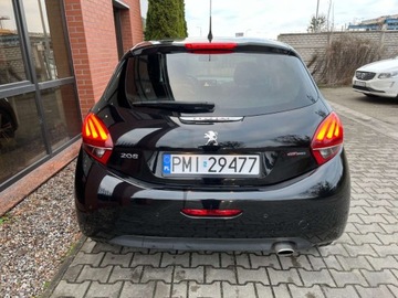 Peugeot 208 I Hatchback 5d Facelifting 1.2 PureTech 110KM 2017 Peugeot 208 1.2 benzyna 110 KM GT - LINE zarej w PL zadbany zamiana, zdjęcie 3
