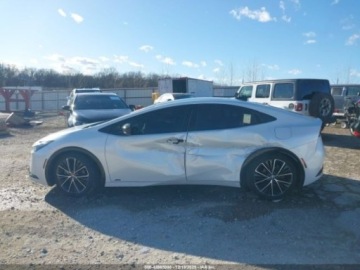 Toyota Prius V (XW60) 2024 Toyota Prius XLE, 2024r., 4x4, 2.0L 2.0 Hybryda 150KM, zdjęcie 5