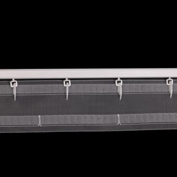 Наденьте веревку на рейку ПВХ каждые 8 ​​см, белая, 1 метр.