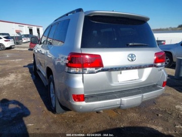 Toyota Land Cruiser VII 2017 Toyota Land Cruiser V8 2017 5.7l 5.7 Benzyna 381KM, zdjęcie 3