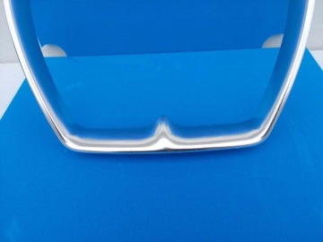 РЕШЕТКА РАДИАТОРА BUGATTI CHIRON ОБОДОК ХРОМИРОВАННАЯ ПОЛОСА