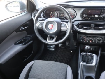 Fiat Tipo II Sedan 1.4 95KM 2016 Fiat Tipo 1.4 16V, Salon Polska, GAZ, Klima, zdjęcie 6