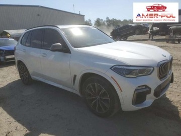 BMW X5 G05 2020 BMW X5 2020, 4.4L, 4x4, M50I, od ubezpieczalni 4.4 Benzyna 523KM