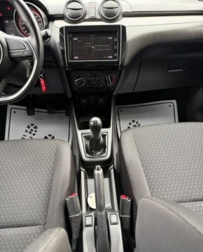 Suzuki Swift VI Hatchback 1.2 DualJet 90KM 2017 Suzuki Swift salon Polska, I wlasciciel, kamera cofania 1.2 Benzyna 90KM, zdjęcie 6