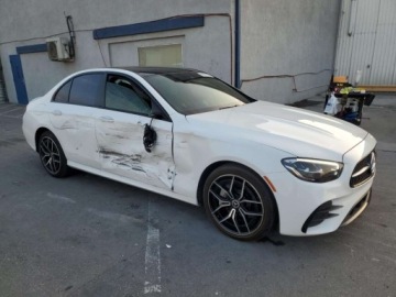 Mercedes Klasa E W214 2023 Mercedes-Benz Klasa E 350 2023 2.0l 2.0 Benzyna 255KM, zdjęcie 4