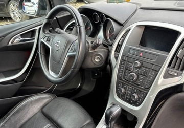 Opel Astra J Sports Tourer 2.0 CDTI ECOTEC 165KM 2012 Opel Astra 2012 r. 2.0 Diesel 165KM, zdjęcie 12
