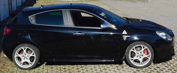 Alfa Romeo Giulietta Nuova II Hatchback 5d 1750 TBi 16v 235KM 2013 ALFA ROMEO GIULIETTA 1.8 TBi 235 KM, zdjęcie 3