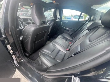 Volvo S60 II Sedan Facelifting 2.0 T6 DRIVE-E 306KM 2015 Volvo S60 PLATINUM 2.0 benzyna 306KM 2015r Najbogatsza wersja!, zdjęcie 7