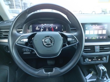 Skoda Kamiq Crossover 1.0 TSI 110KM 2023 Škoda Kamiq 1.0 TSI Ambition DSG 1.0TSI 110KM DSG, zdjęcie 15