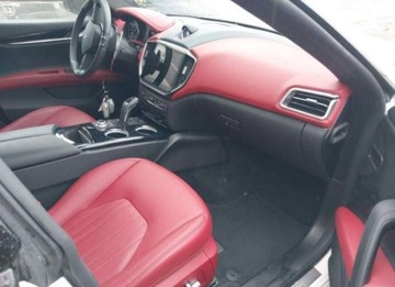 Maserati Ghibli III 2022 Maserati Ghibli 2022, 3.0L, 4x4, MODENA, od ubezpieczalni 3.0 Benzyna 424KM, zdjęcie 10