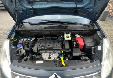 Citroen Berlingo II 2009 Citroen Berlingo 1.6 Benzyna 5 Osob, Klimatyzacja Elektryczne szyby Radio, zdjęcie 12