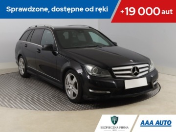 Mercedes Klasa C W204 Kombi T204 2.2 250 CDI BlueEFFICIENCY 204KM 2012 Mercedes C C 250 CDI 4MATIC, 201 KM, 4X4