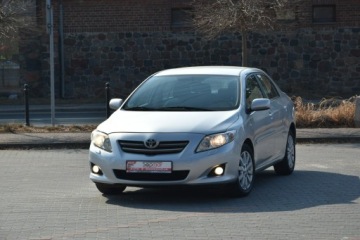 Toyota Corolla X Sedan 1.6 Valvematic 132KM 2009 Toyota Corolla 1.6Benzyna VVT-i 132KM 2009r. SALON, zdjęcie 1