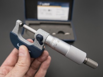 MIKROMETR ZEWNĘTRZNY MIKROMIERZ MMA 0-25 MM LIMIT